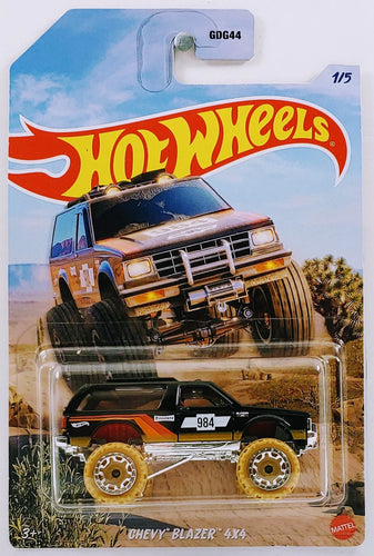 Hot Wheels 2023 - Theme / Mud Runners 1/5 - Chevy Blazer 4X4 - Black - Walmart Exclusive - walk-of-famesports