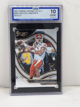 تحميل الصورة إلى عارض المعرض، 2021 Panini Chronicles Select Draft Pick Trevor Lawrence Rookie #258 ISA GEM MINT 10
