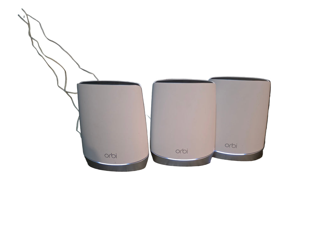 NETGEAR Orbi Whole Home Mesh Wi-Fi System with Advanced Cyber Threat Protection, 3-pack (USED)