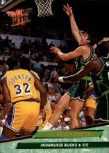 تحميل الصورة إلى عارض المعرض، 1992-93 Fleer Ultra Basketball Cards #101-150 Choose Yours
