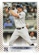 Load image into Gallery viewer, 2022 Topps Gold Star DJ LeMahieu #380 New York Yankees
