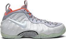 Load image into Gallery viewer, Air Foamposite Pro Premium &#39;Pure Platinum&#39; Size 6.5Y / 8W
