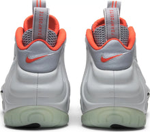 Load image into Gallery viewer, Air Foamposite Pro Premium &#39;Pure Platinum&#39; Size 6.5Y / 8W
