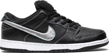 Load image into Gallery viewer, Nike SB Dunk Low Diamond Supply Co. Black Diamond Size 13M CLEAN CLean OG ALL

