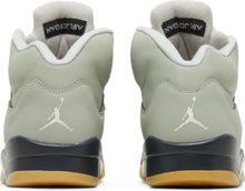 Load image into Gallery viewer, Air Jordan 5 Retro &#39;Jade Horizon&#39; Size 7M / 8.5W
