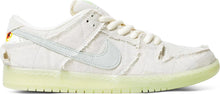 Load image into Gallery viewer, Nike Dunk Low SB &#39;Mummy&#39; Size 8M / 9.5W
