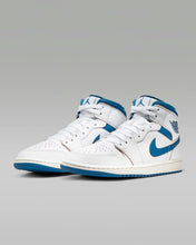 Load image into Gallery viewer, Jordan 1 Mid SE Industrial Blue Size 10.5M / 12W New
