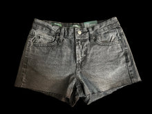 تحميل الصورة إلى عارض المعرض، Wild Fable - Low Rise Shorts
