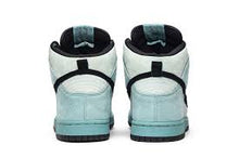 Load image into Gallery viewer, 2004 Nike Dunk Pro High Sea Crystal Size 11.5M OG All
