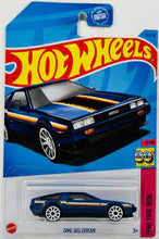 Load image into Gallery viewer, Hot Wheels DMC DeLorean (Dark Blue) HW: The &#39;80s 8/10, 101/250
