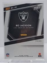 تحميل الصورة إلى عارض المعرض، 2023 Panini VIP Pink Cracked Ice 30/75 Bo Jackson #16 Raiders
