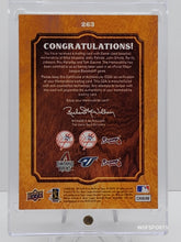 تحميل الصورة إلى عارض المعرض، تذكارات ملعب Upper Deck لعام 2008 من Randy Johnson / Roy Halladay / Tom Glavine #263
