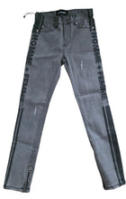 Load image into Gallery viewer, Homme + Femme Trademark Denim Blackout SZ 26
