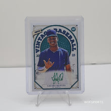 Load image into Gallery viewer, 2023 Onyx Vintage Green Signatures #VAMO Lazaro Montes /50 - Seattle Mariners
