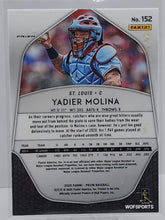 将图片加载到图库查看器，2020 Panini Prizm Yadier Molina Red White &amp; Blue Prizm #152 St. Louis Cardinals
