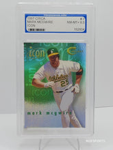 将图片加载到图库查看器，1997 Circa Mark McGwire #7 PGS 8.5 NM-MT Oakland Athletics
