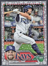 将图片加载到图库查看器，2023 Topps Holiday Brandon Lowe H20 Tampa Bay Rays
