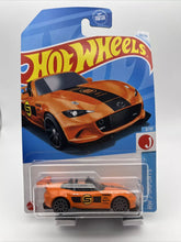 将图片加载到图库查看器，2024 Hot Wheels Assorted #51/250-143/250 Choose Yours
