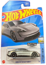 تحميل الصورة إلى عارض المعرض، 2023 Hot Wheels Mainline Assorted  3-5 List - Choose Yours
