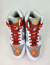 Load image into Gallery viewer, NIKE DUNK HIGH PREMIUM &quot;Spider Red&quot; Size 5.5Y / 7W
