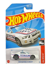 تحميل الصورة إلى عارض المعرض، 2022 Hot Wheels Mainline 4st List - Assorted Style to Choose
