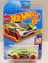 Load image into Gallery viewer, Hot Wheels Cosmic Coupe, Track Stars 5/5 Green 135/250
