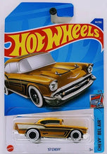 将图片加载到图库查看器，2022 Hot Wheels Mainline #1/250-50/250 - Assorted Style to Choose
