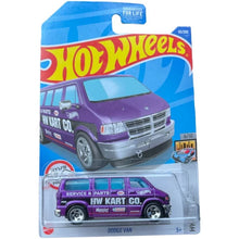 تحميل الصورة إلى عارض المعرض، 2022 Hot Wheels Treasure &amp; Super Treasure Hunt - Assorted Style to Choose
