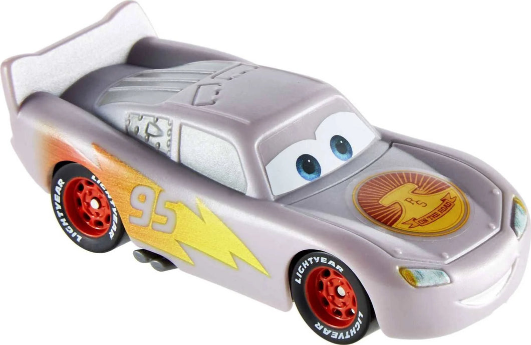 Disney Cars Pixar On The Road Color Changers Road Trip Lightning McQueen