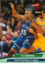 Load image into Gallery viewer, 1992-93 Fleer Ultra Sean Rooks RC #249 Dallas Mavericks
