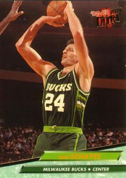 1992-93 Fleer Ultra Danny Schayes  #302 Milwaukee Bucks