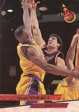 Load image into Gallery viewer, 1993-94 Fleer Ultra Rony Seikaly #102 Miami Heat
