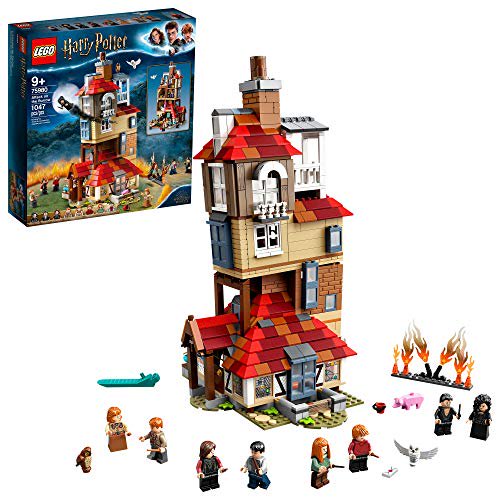 LEGO Harry Potter Attack on the Burrow Weasley's Family 75980 (Retired Product)
