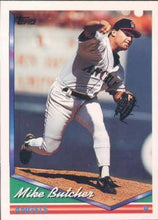 将图片加载到图库查看器，1994 Topps Mike Butcher # 236 California Angels
