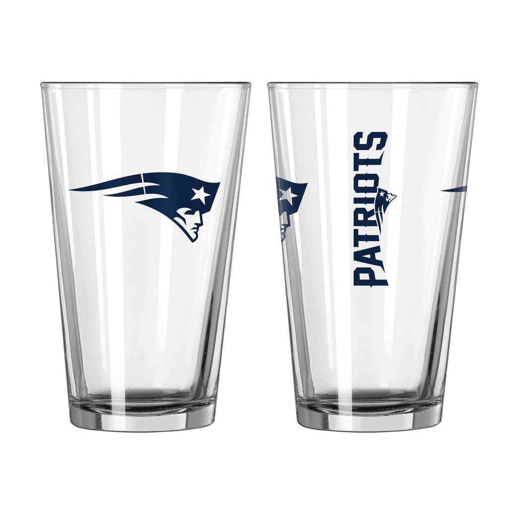 New England Patriots 16 Oz. Gameday Pint Glasses Set
