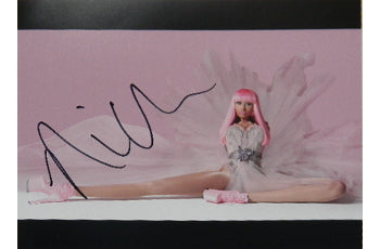 Nicki Minaj Signed Autographed 8x10 Pink Friday