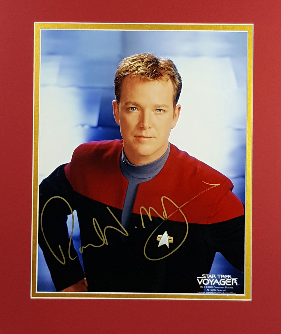 Robert Duncan Mcneill Signed Autographed 8x10 in Star Trek Voyager