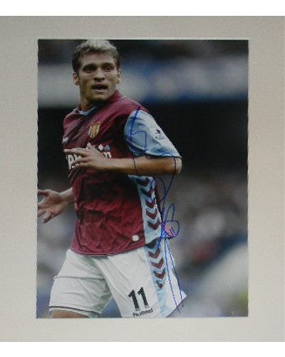 Stiliyan Petrov Signed Autographed 8x10 Matted