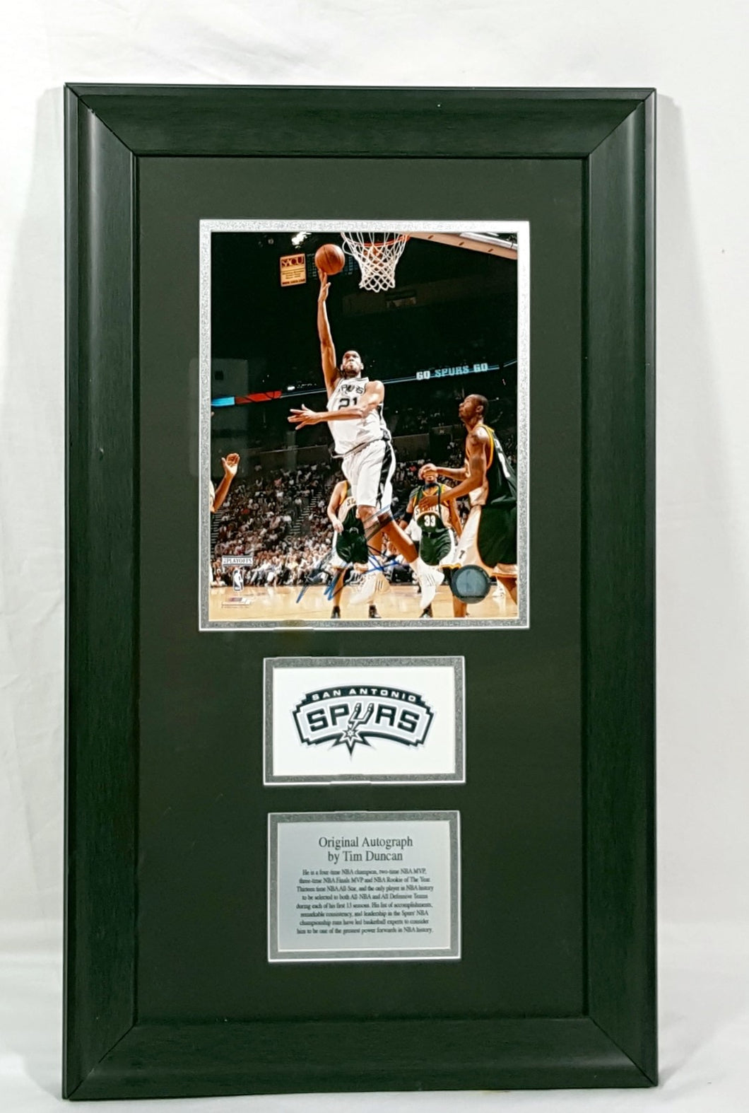 Tim Duncan Matted Signed Autographed 8x10 - walk-of-famesports
