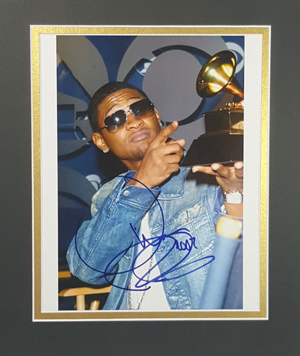 Usher Signed Autographed 8x10 - walk-of-famesports