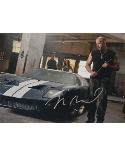 Vin Diesel Autographed 8x10 in Fast Five - walk-of-famesports